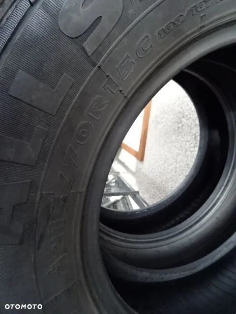 215/70/R15C  109/107R Ovation V07 AS - 8