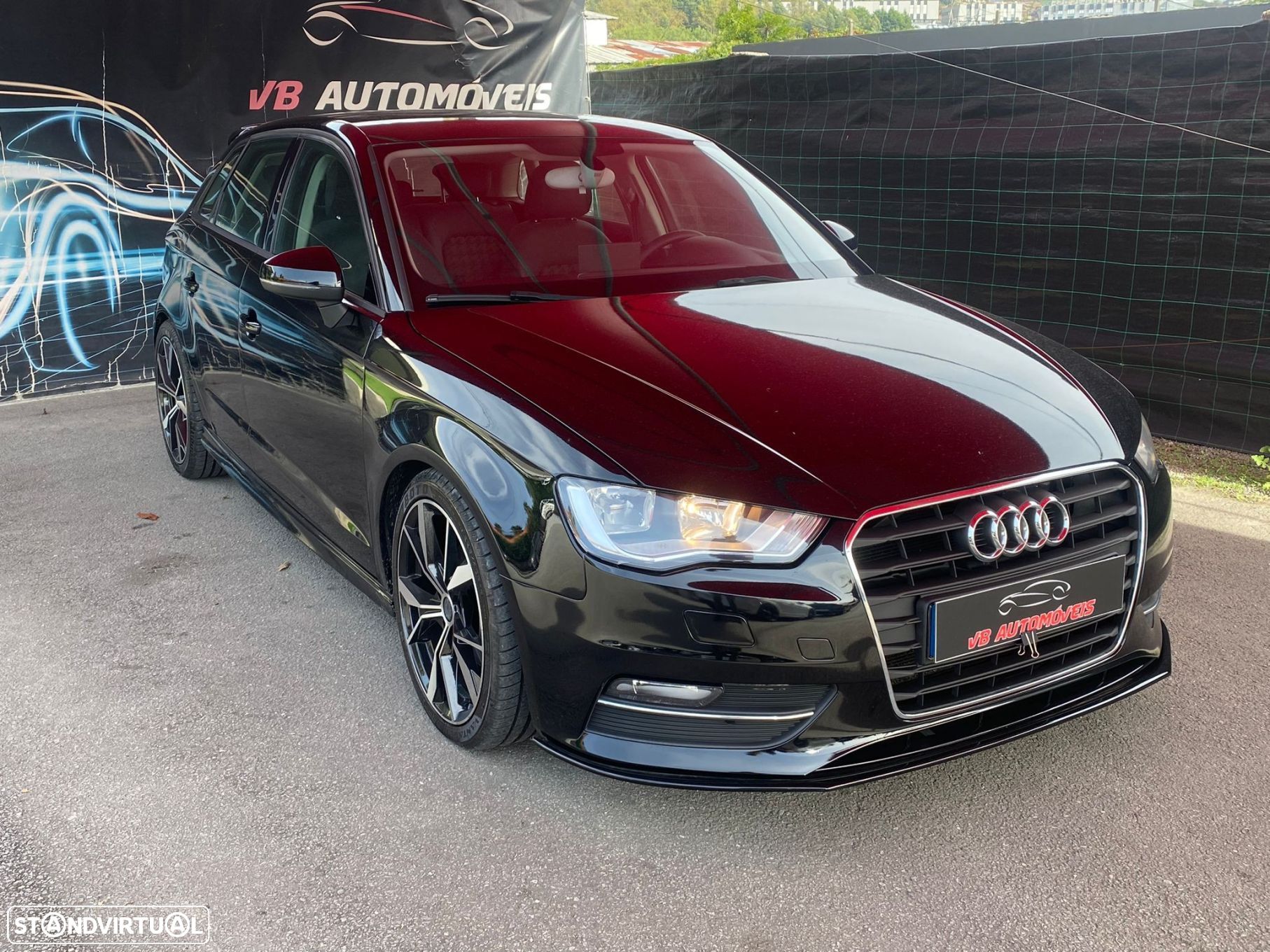 Audi A3 Sportback 1.6 TDI S-line - 1
