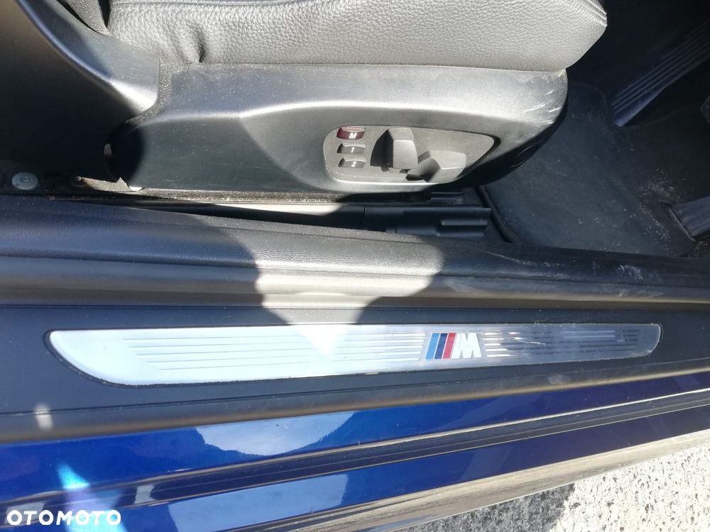 BMW Seria 3 330d M Sport Edition - 9