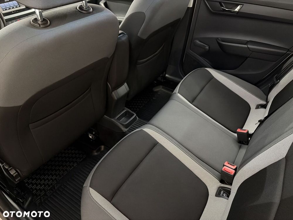 Skoda Fabia 1.2 TSI Active - 12
