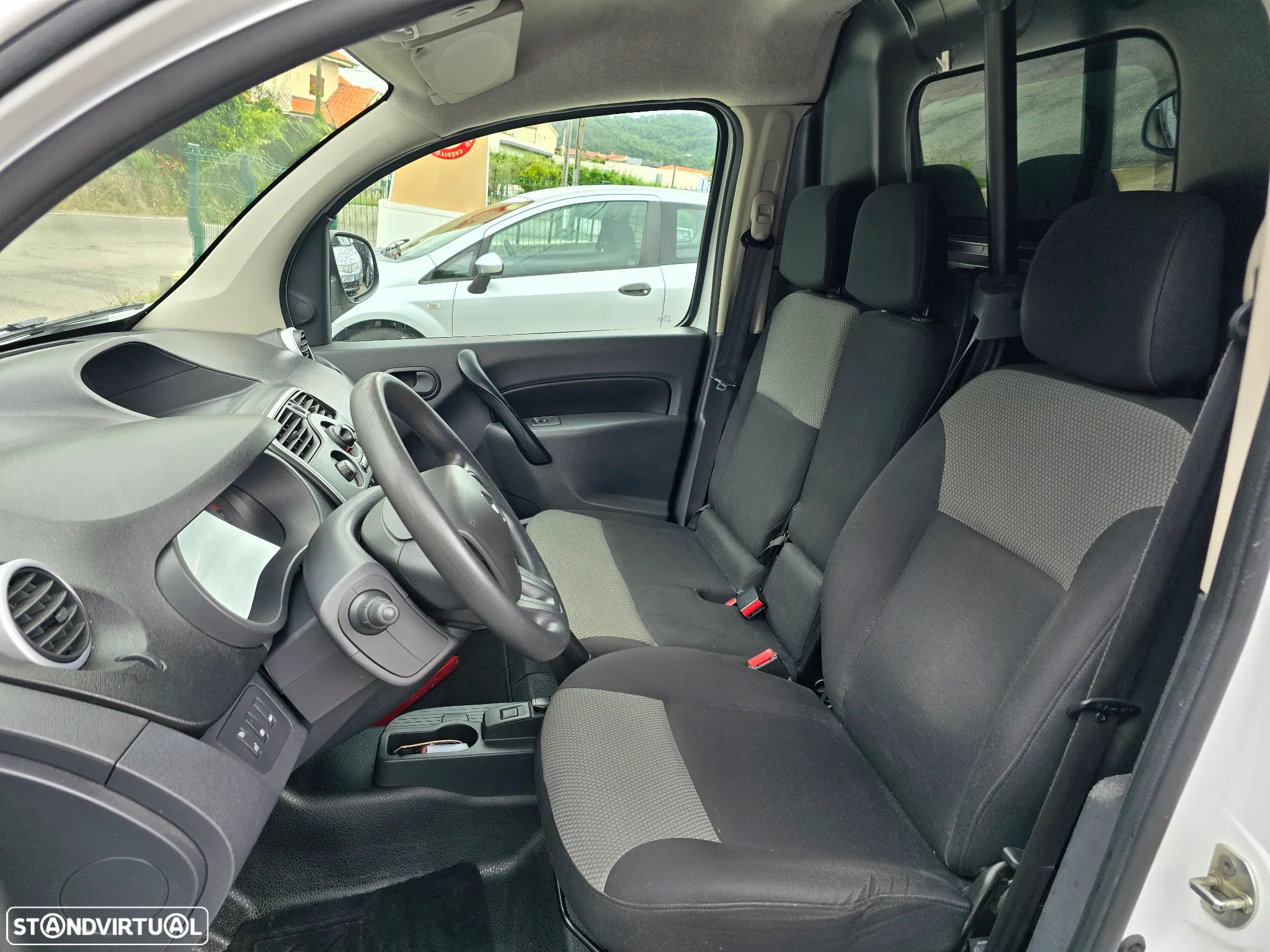 Renault Kangoo 1.5 DCi - 10