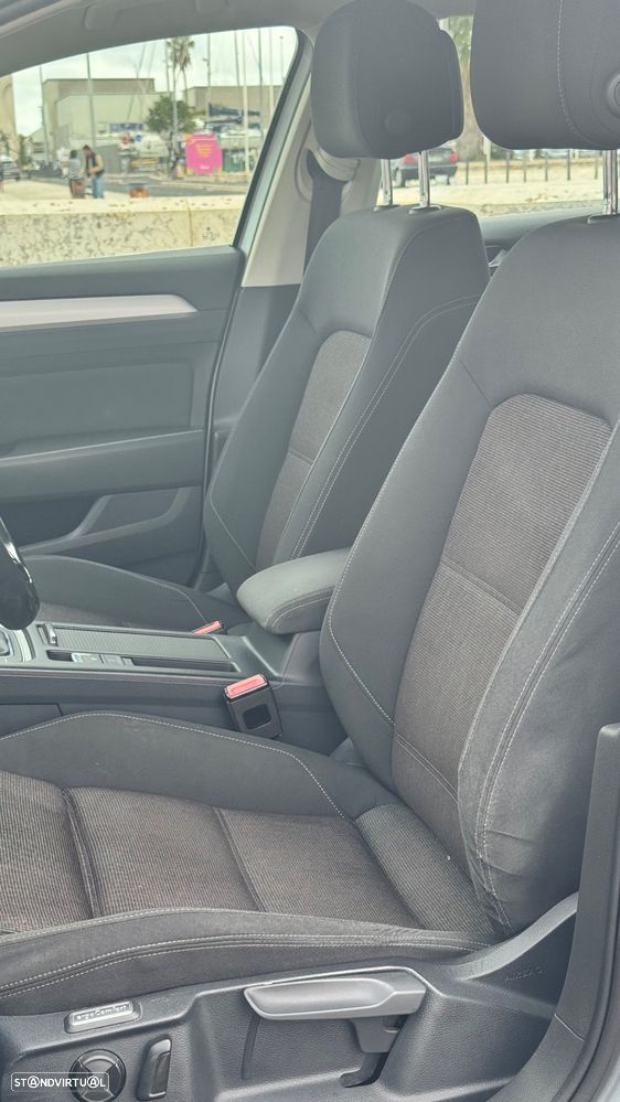 VW Passat Variant 1.6 TDI BlueMotion - 30