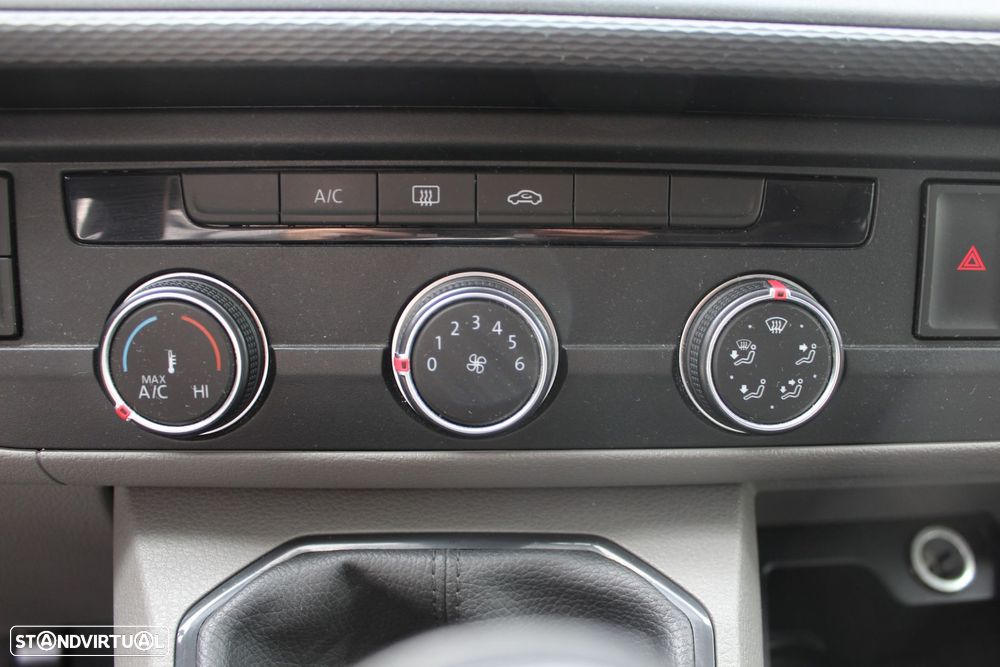 VW Transporter 2.0 TDI Business - 12