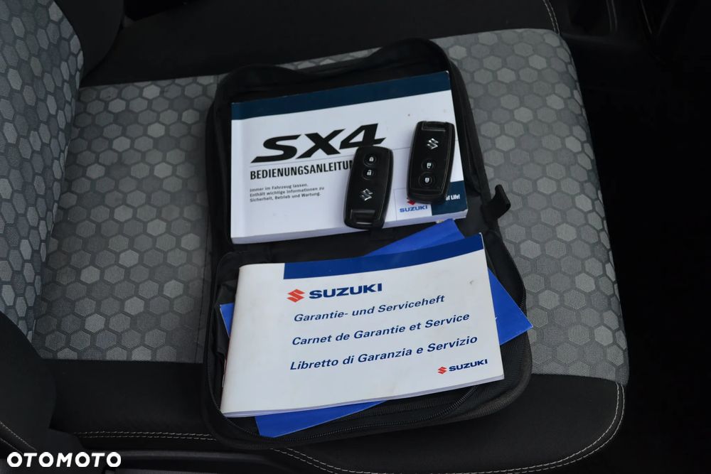 Suzuki SX4 1.6 Premium 4WD - 11