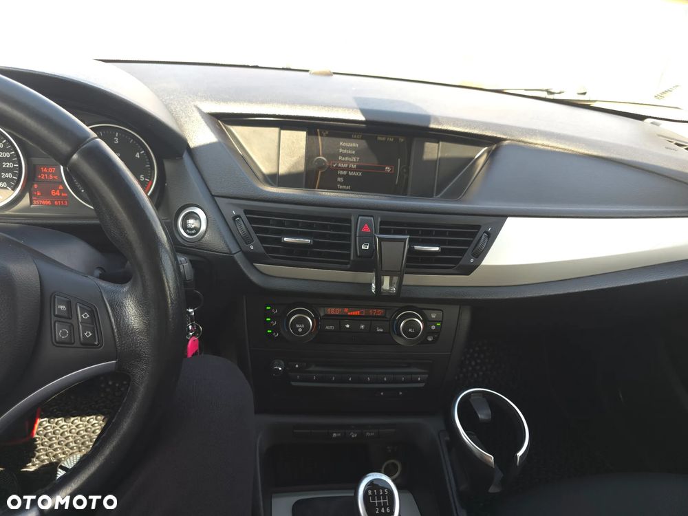 BMW X1 xDrive18d Sport Line - 24
