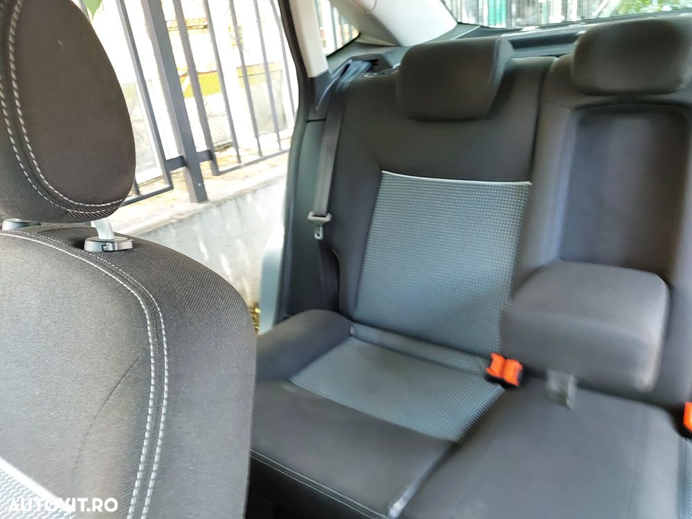 Ford Mondeo 2.0 TDCi Business Class - 12