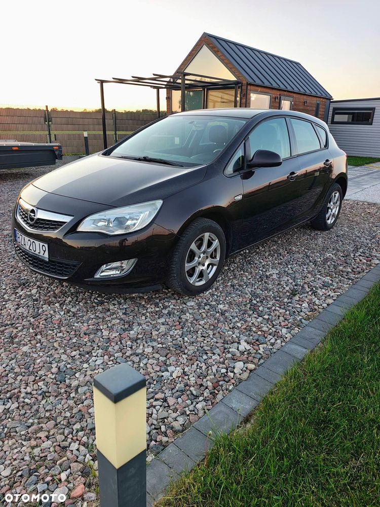 Opel Astra - 10