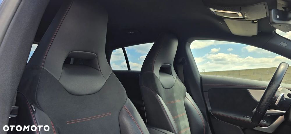 Mercedes-Benz CLA 200 d 8G-DCT AMG Line - 12