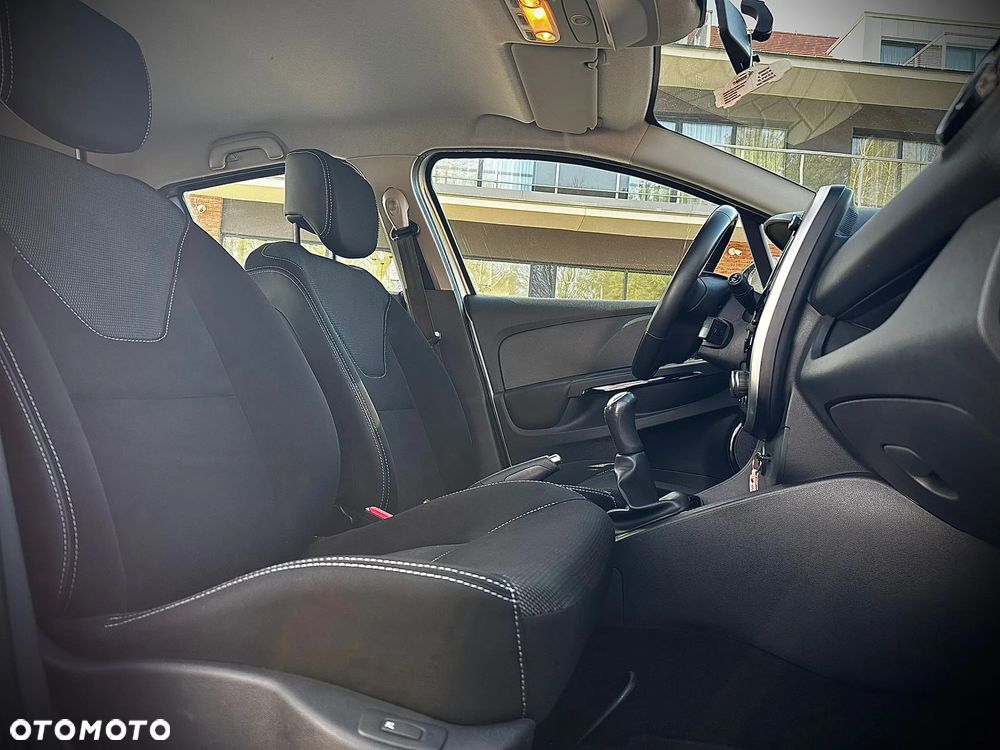 Renault Clio TCe 90 Dynamique - 12