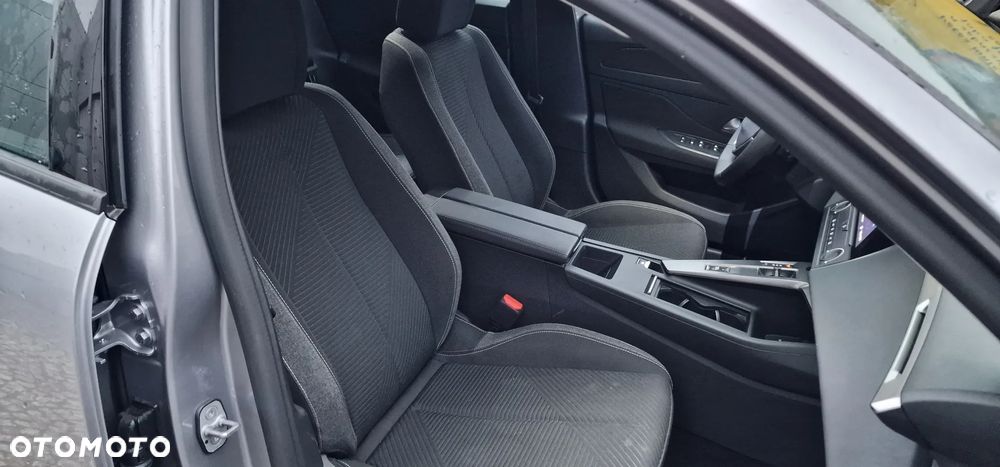 Peugeot 308 1.6 Hybrid PHEV Active Pack EAT8 - 11