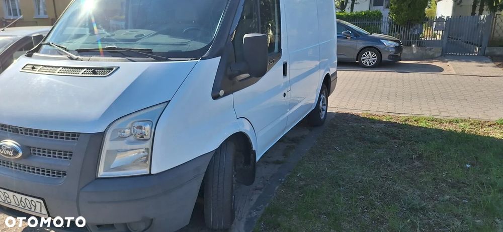 Ford Transit - 1
