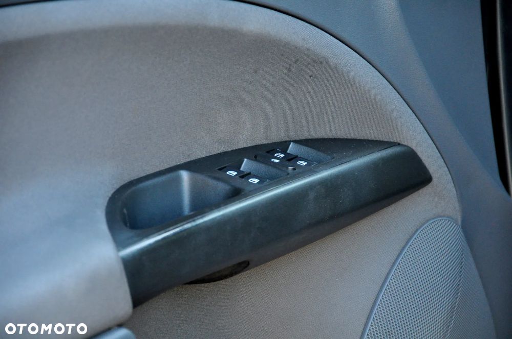 Seat Altea XL 2.0 TDI DPF DSG Stylance - 37