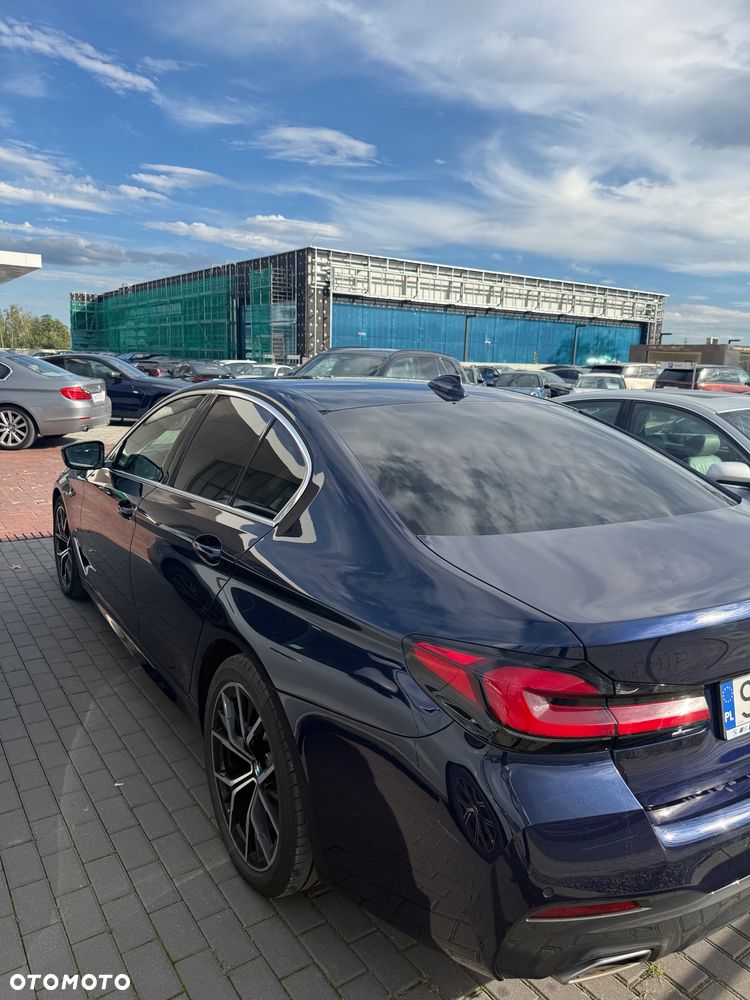 BMW Seria 5 540d xDrive mHEV M Sport sport - 3