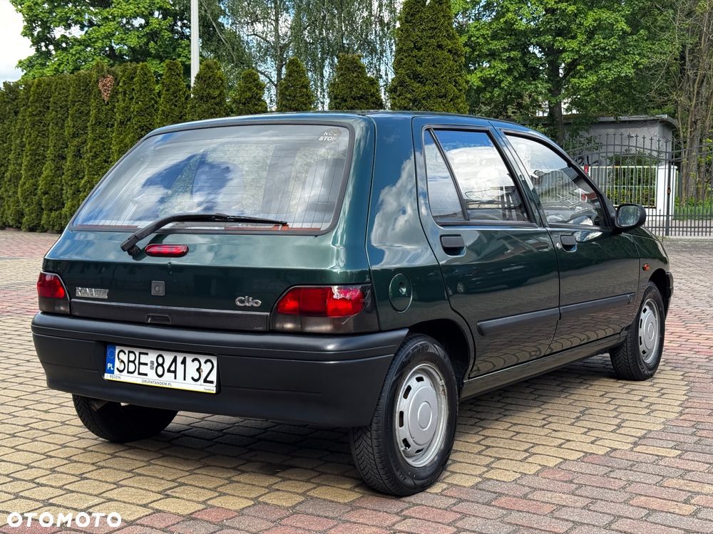 Renault Clio 1.2 - 8