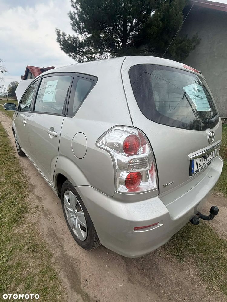 Toyota Corolla Verso 1.8 Sol 7os - 16