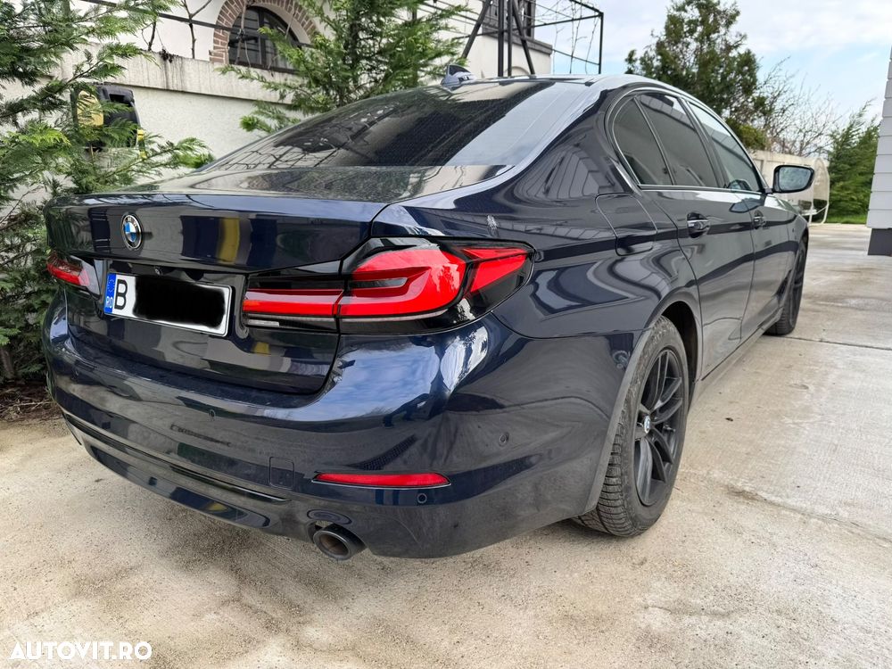 BMW Seria 5 530i Aut. Luxury Line - 8