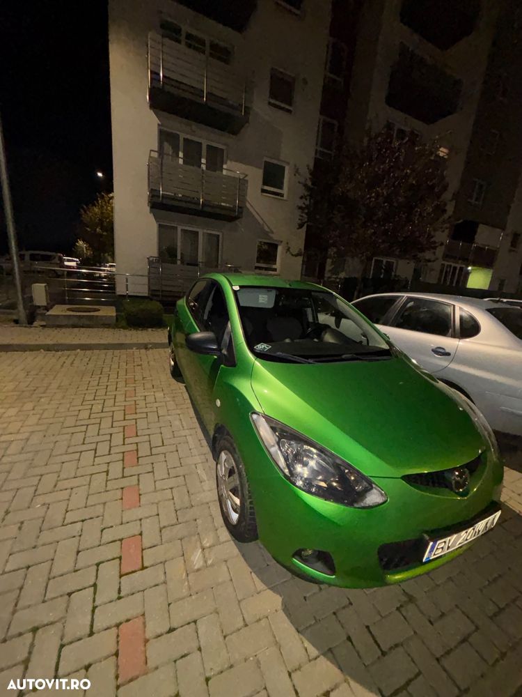 Mazda 2 - 6