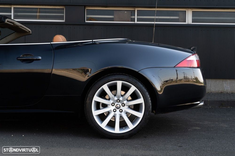 Jaguar XK XK8 4.2 Covertible Classic - 44