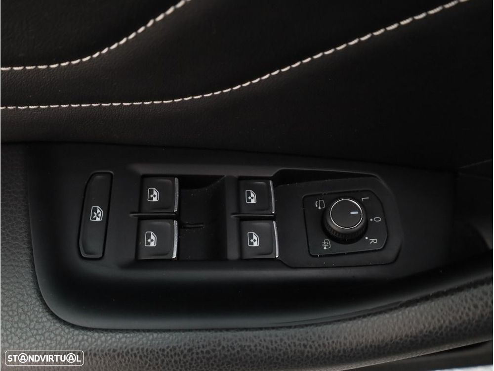 VW Arteon Shooting Brake - 19