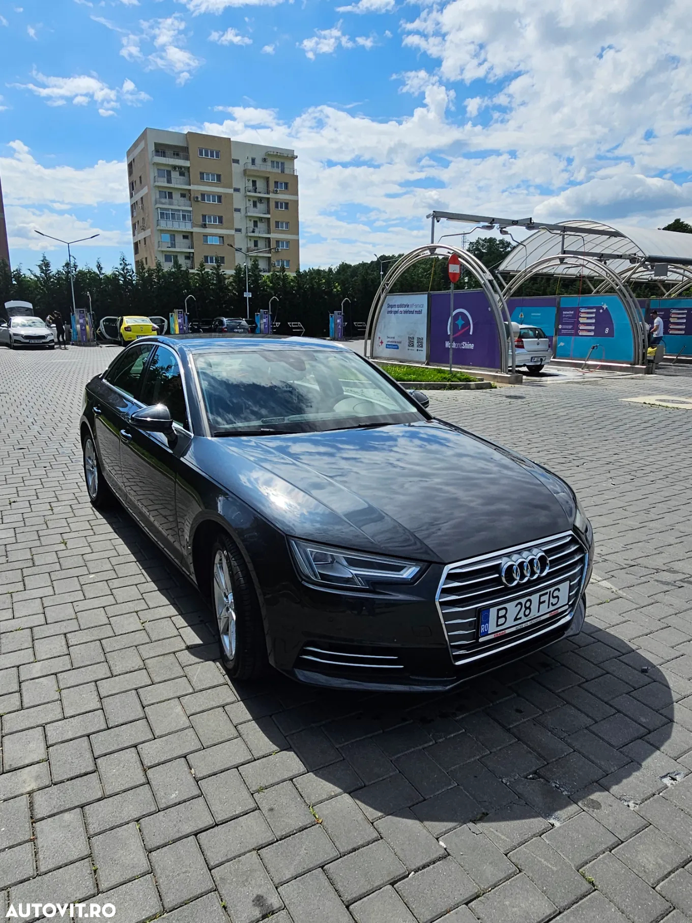Audi A4 Avant 2.0 TDI S tronic - 2