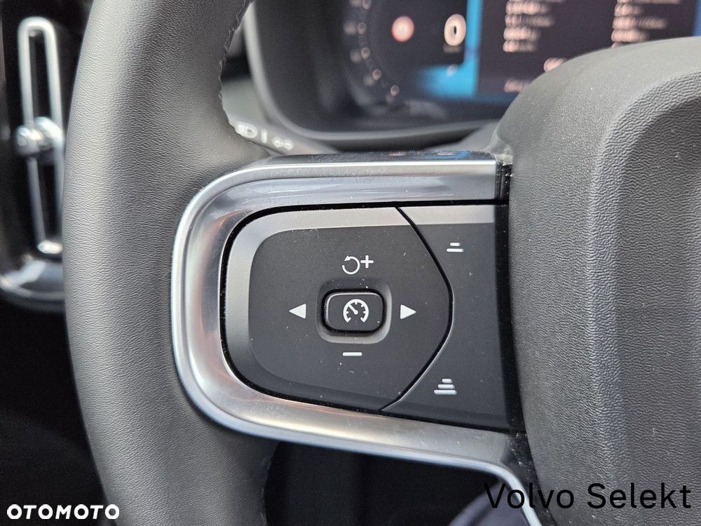 Volvo XC 40 - 29