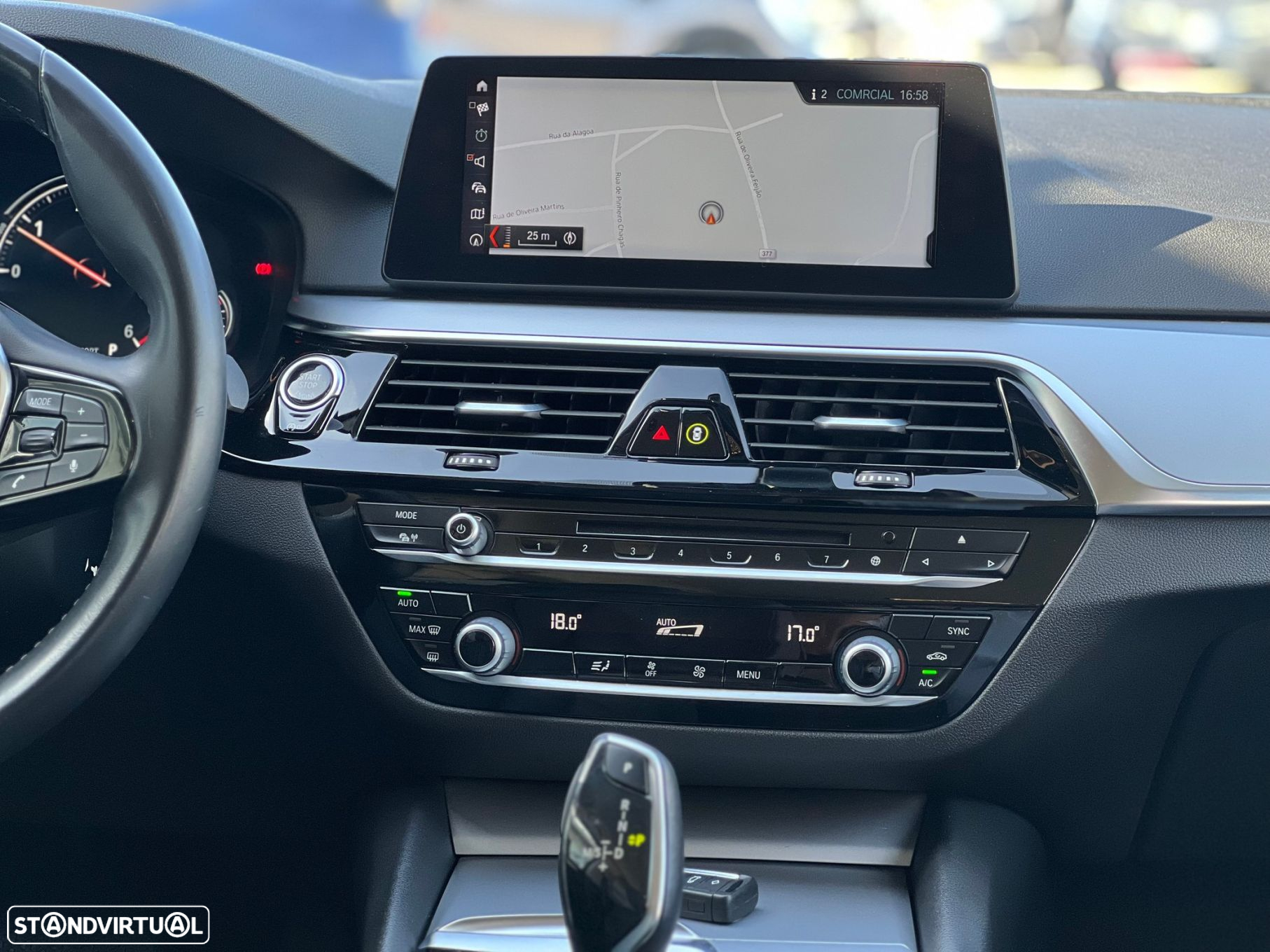 BMW 520 d Auto - 13
