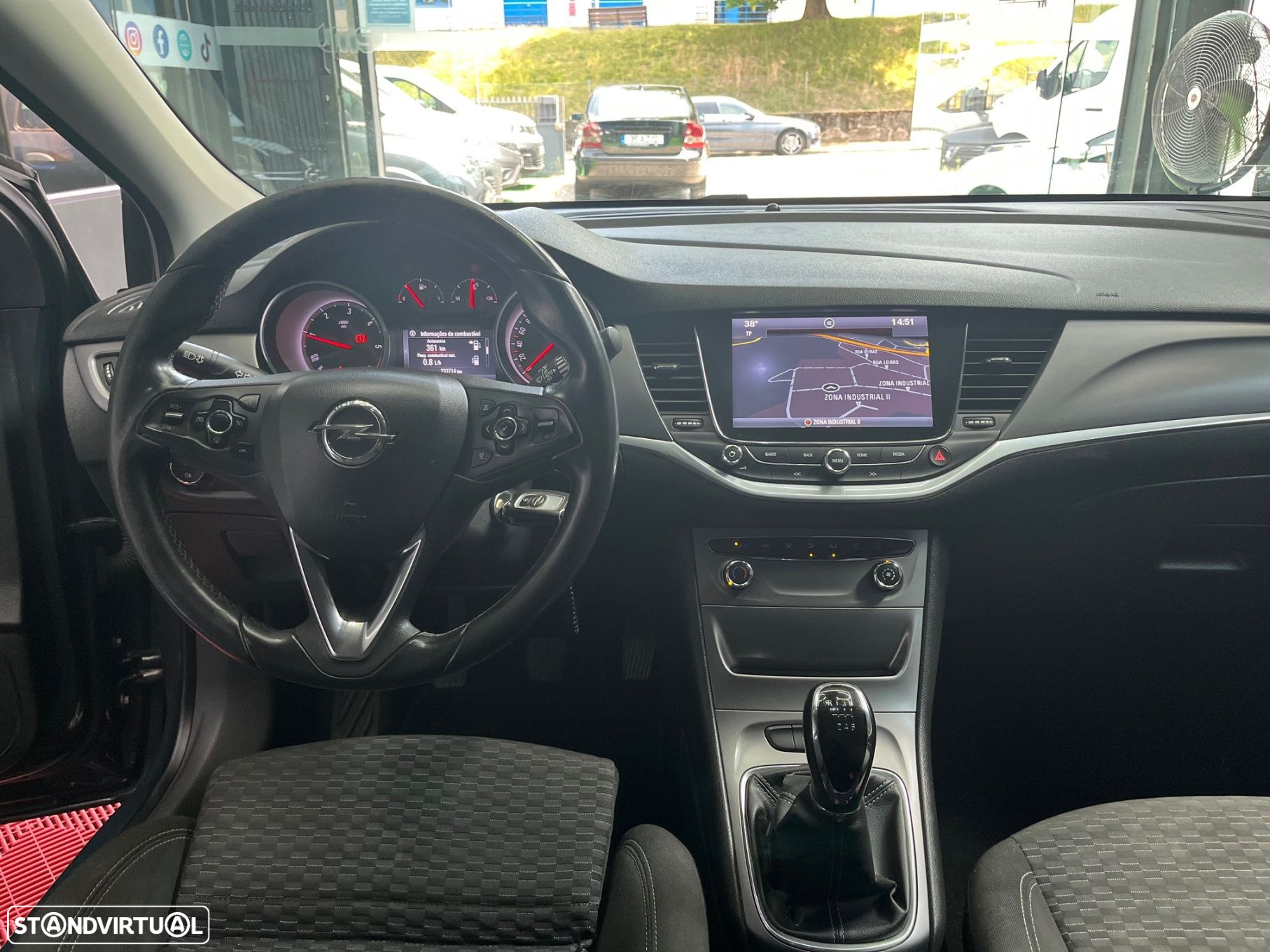 Opel Astra 1.6 CDTI Business Edition S/S - 11