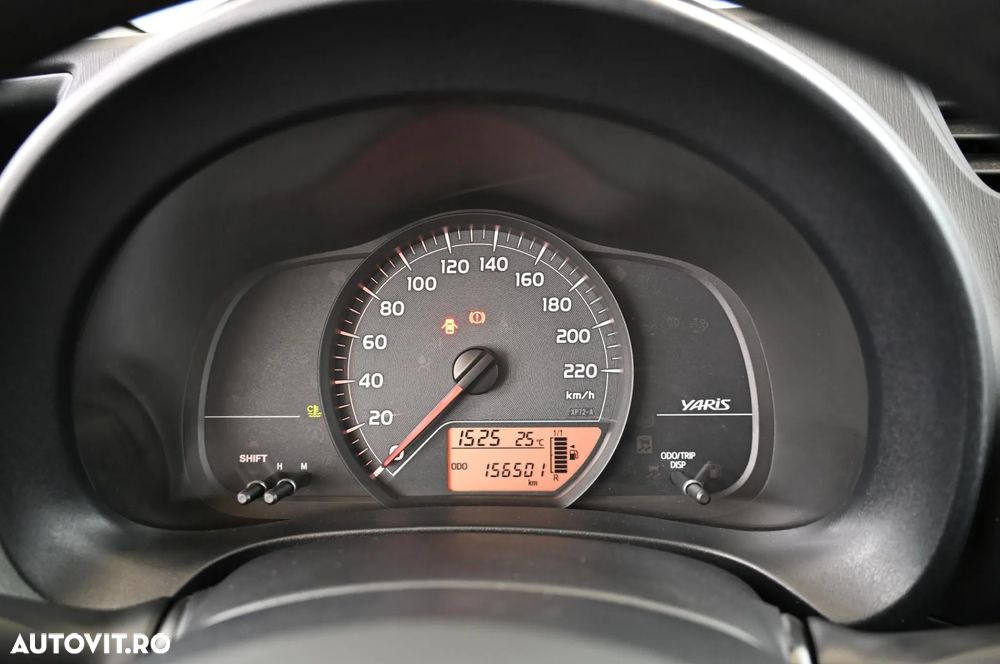 Toyota Yaris 1.0 VVT-i Cool - 10