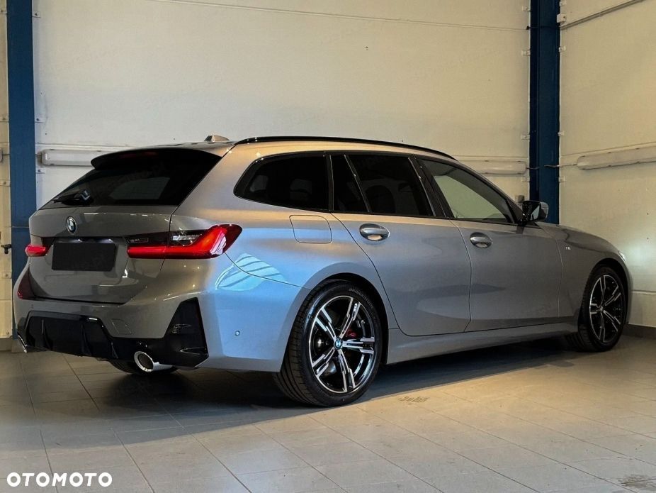 BMW Seria 3 320d xDrive mHEV M Sport - 9