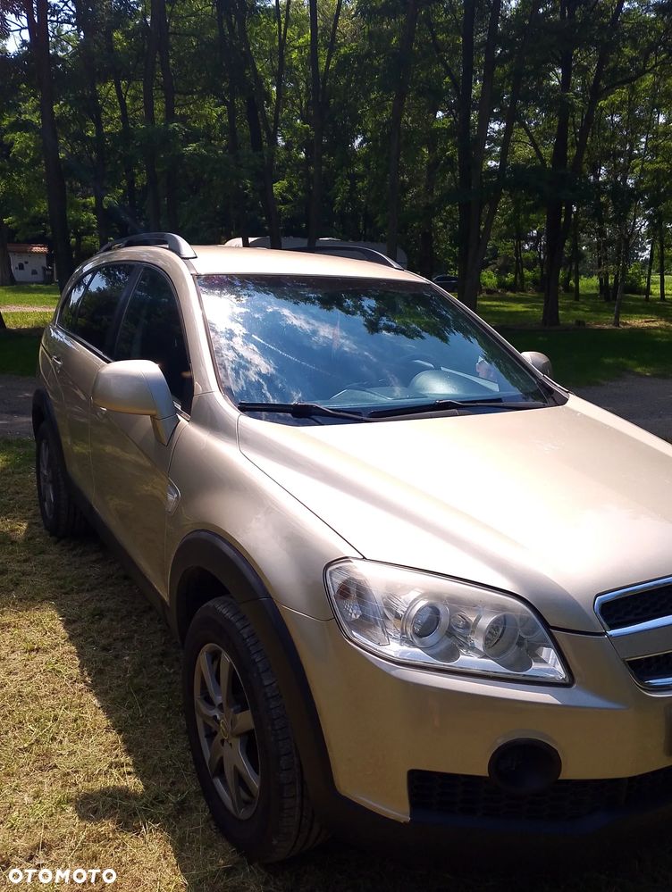 Chevrolet Captiva 2.4 LS - 4