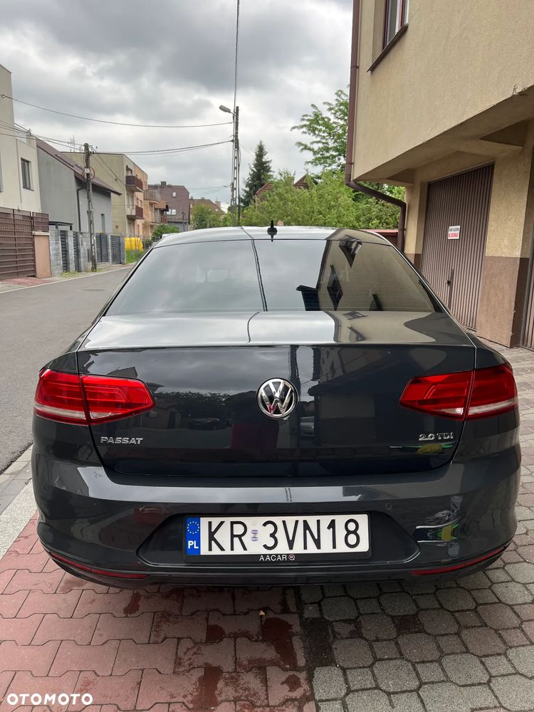 Volkswagen Passat 2.0 TDI BMT Comfortline DSG - 2