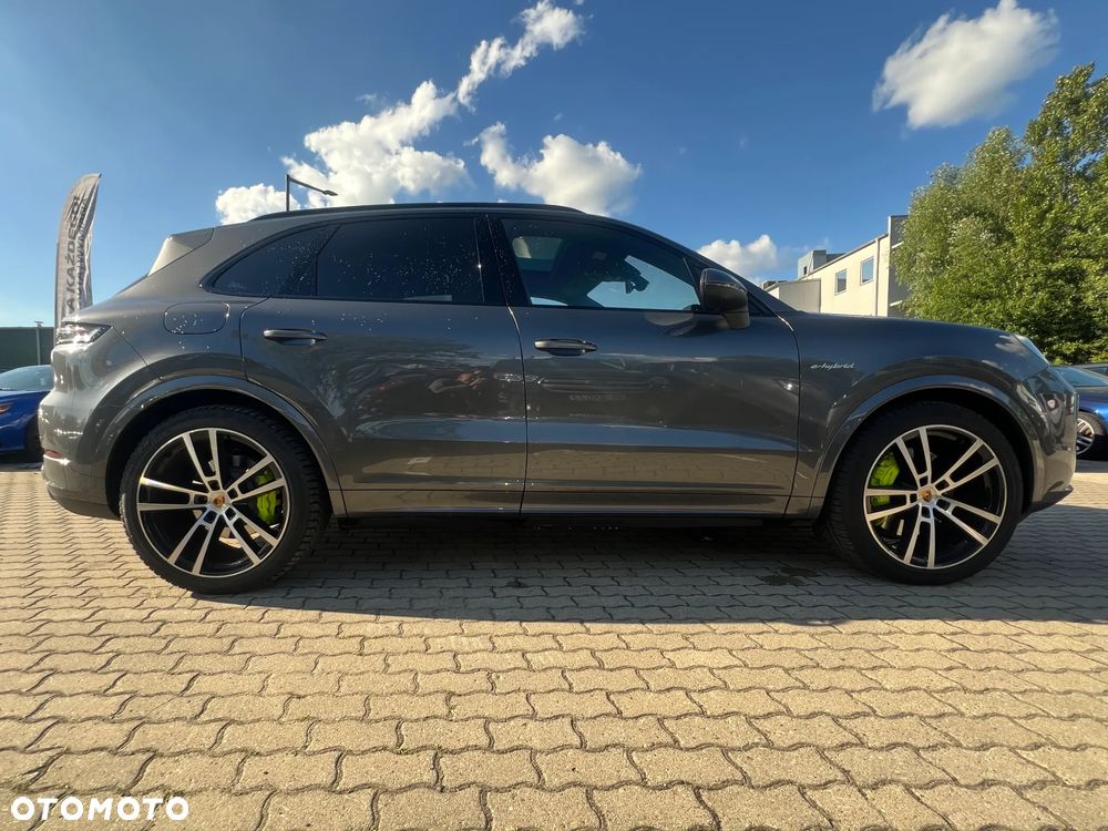 Porsche Cayenne - 10