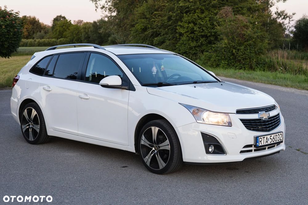 Chevrolet Cruze 1.8 LT - 17