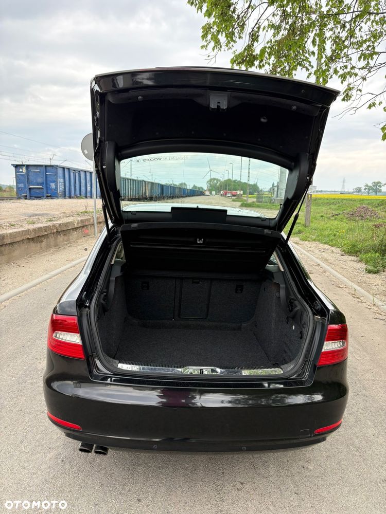 Skoda Superb 2.0 TDI Platinum - 7