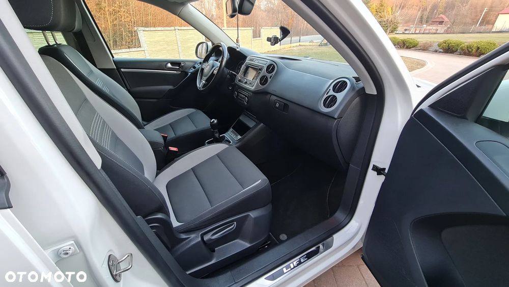 Volkswagen Tiguan 2.0 TDI Perfectline R-Style - 24