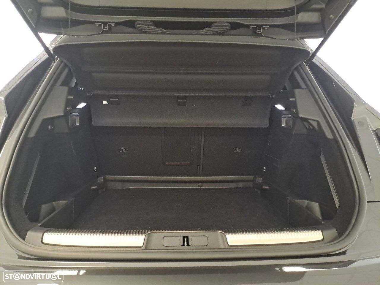 DS DS7 E-Tense Performance Line EAT8 - 6