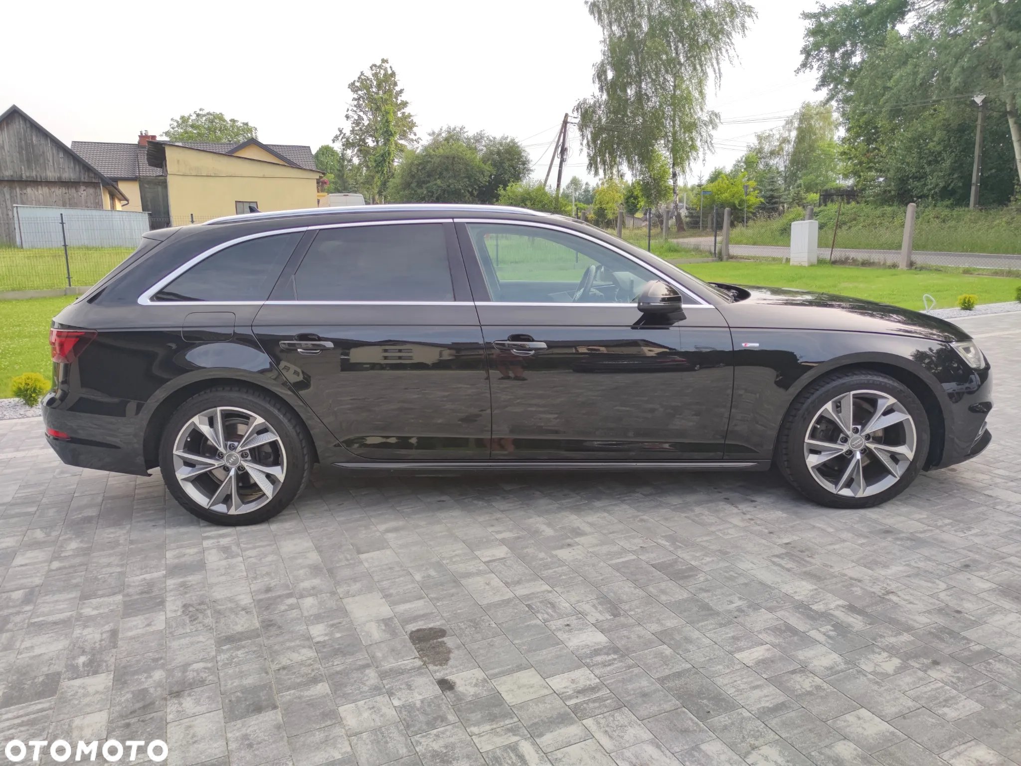 Audi A4 Avant 2.0 TDI ultra S tronic - 4