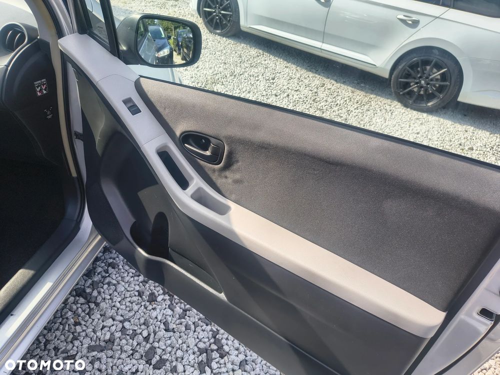 Toyota Yaris 1.0 Blue - 16
