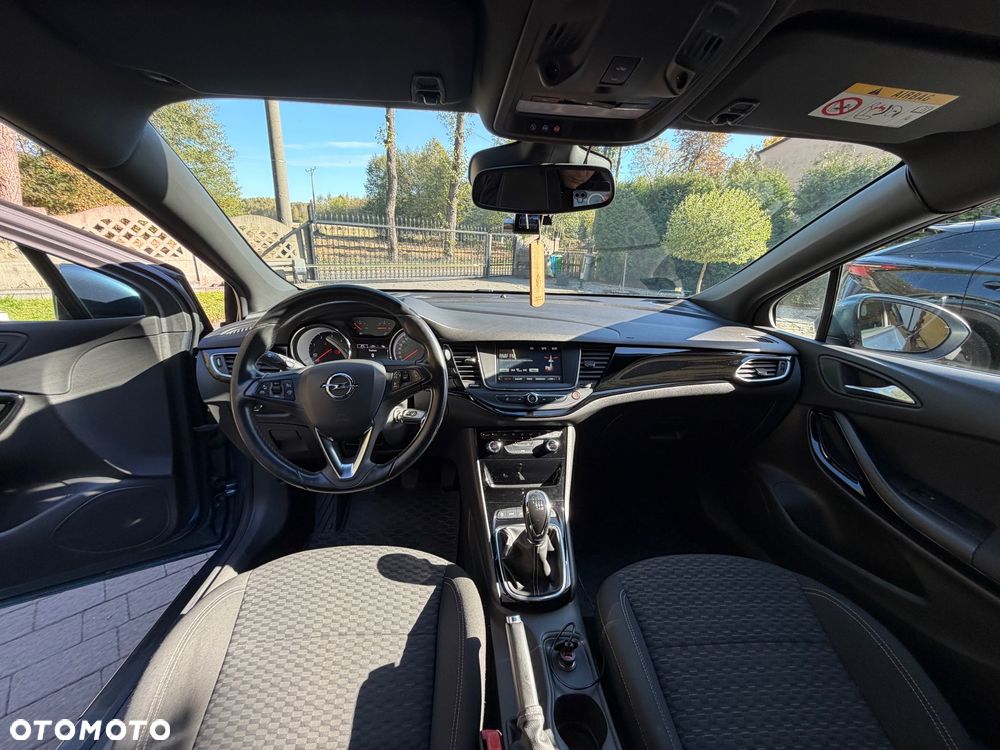 Opel Astra - 16