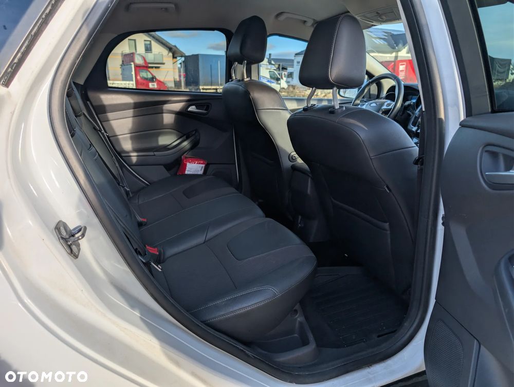 Ford Focus - 12