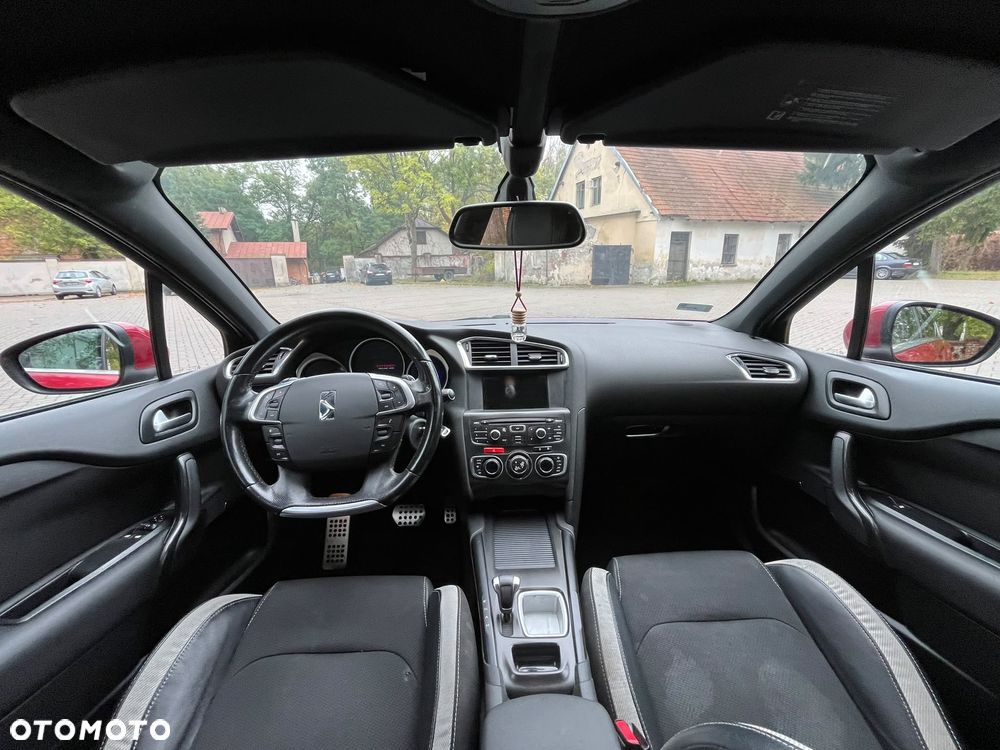 Citroën DS4 1.6 e-HDi SoChic MCP - 14