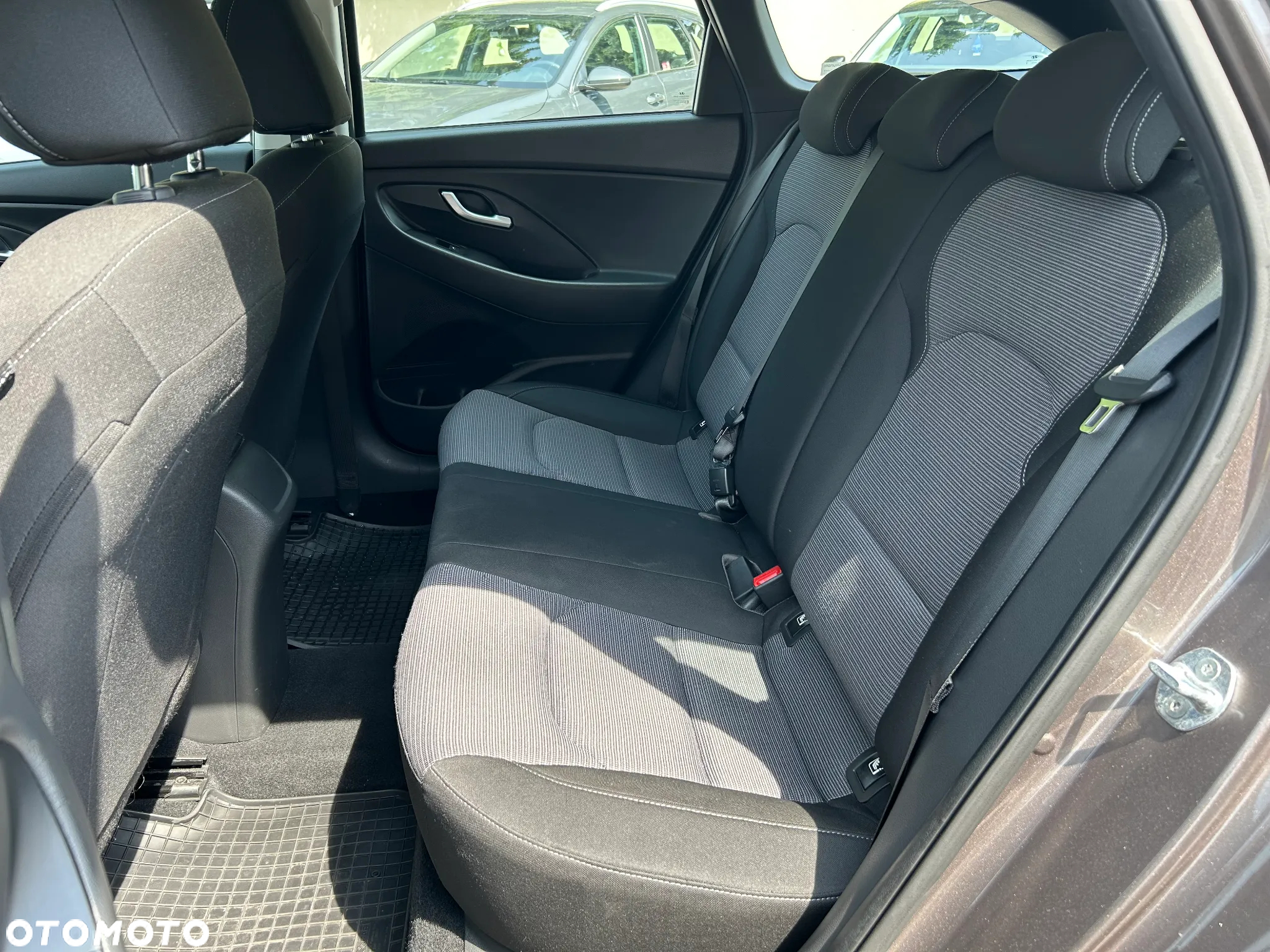 Hyundai i30 1.5 DPI Classic + - 11
