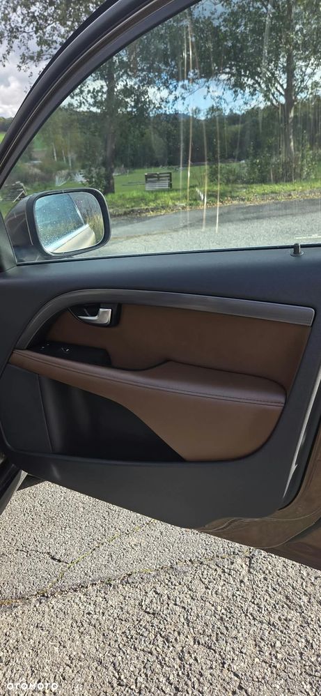 Volvo XC 70 - 7