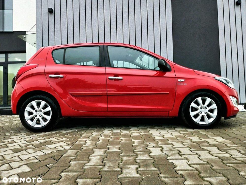 Hyundai i20 - 22