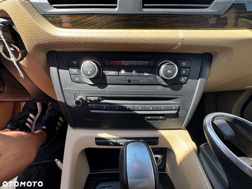 BMW X1 - 13
