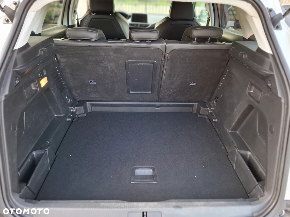 Peugeot 3008 PureTech 130 Stop & Start GPF Allure - 25
