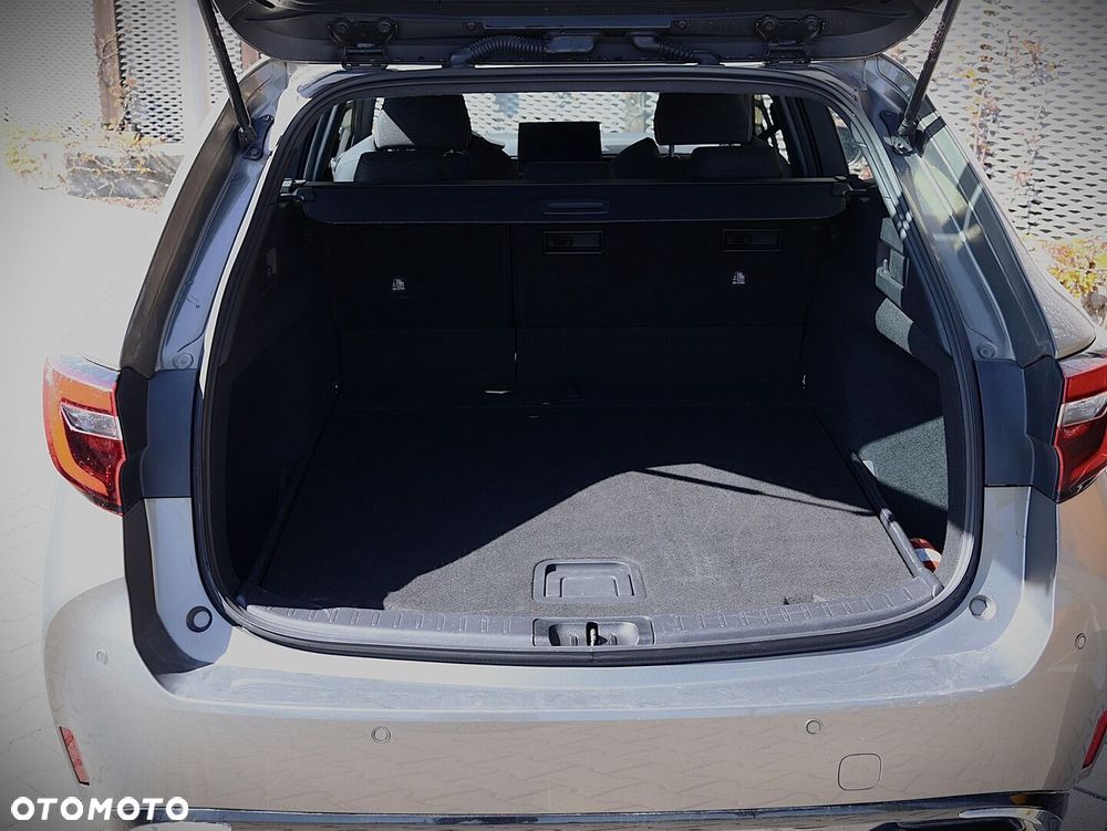 Toyota Corolla 1.8 Hybrid Comfort - 21