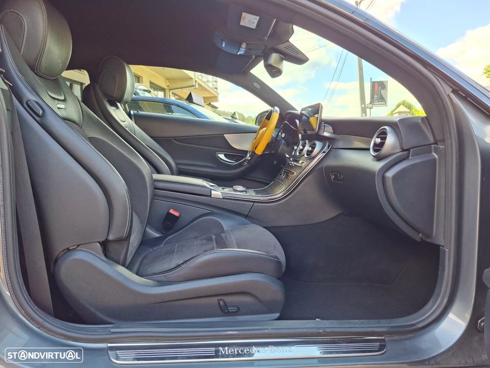 Mercedes-Benz C 220 d 9G-TRONIC AMG Line - 23