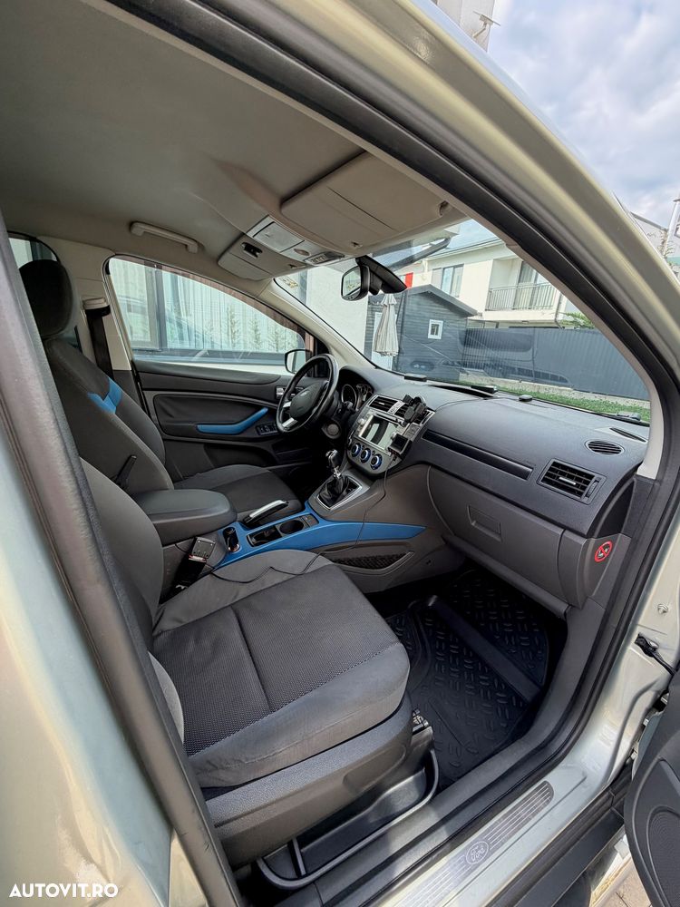 Ford Kuga 2.0L TDCi DPF Titanium - 8