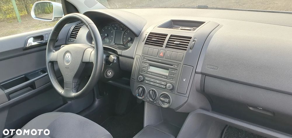 Volkswagen Polo 1.2 Comfortline - 12